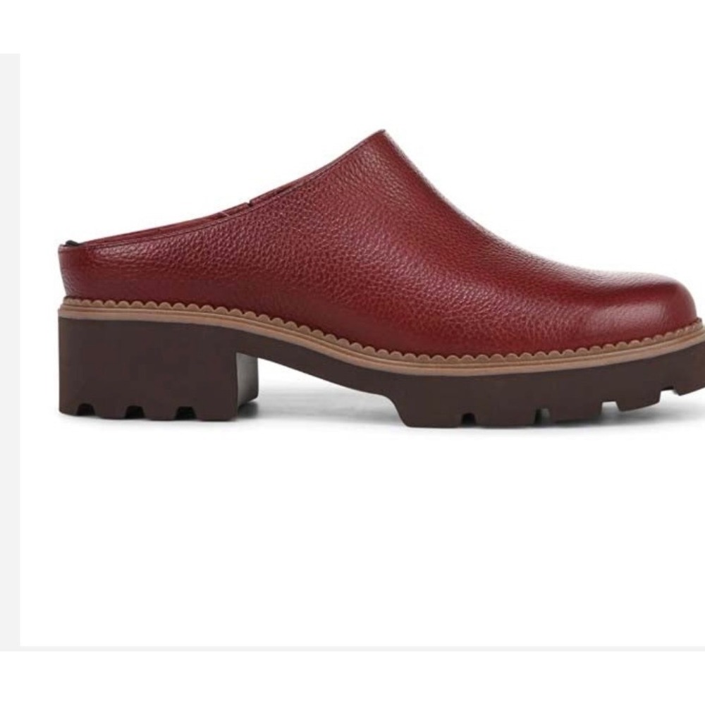 Vionic Fairfax Platform Mules Syrah Burgundy Leather Lug Sole Comfort Clogs 8.5